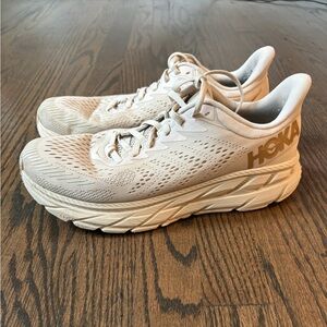 Hoka Clifton 7